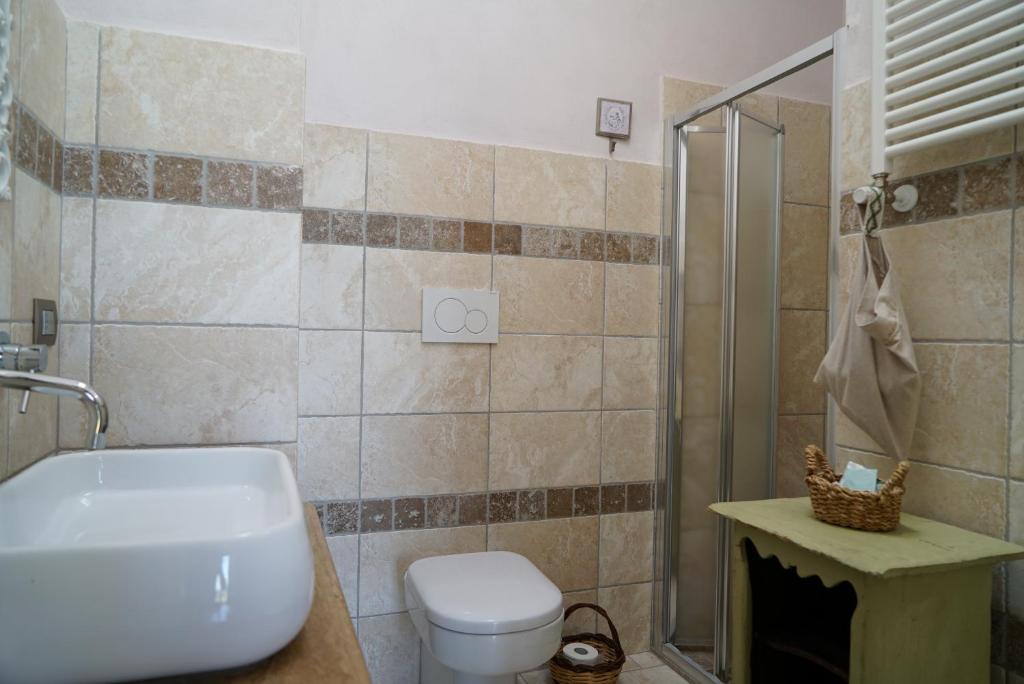 Koupelna v ubytování Masseria Le Terrazze di Serranova
