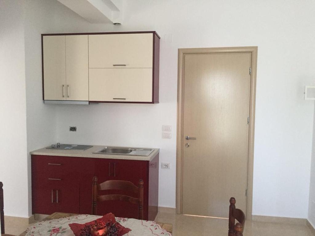Kuchyň nebo kuchyňský kout v ubytování Villa HENA
