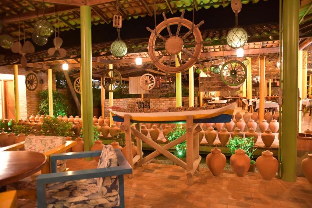 Restaurace v ubytování Porto Preguiças Resort