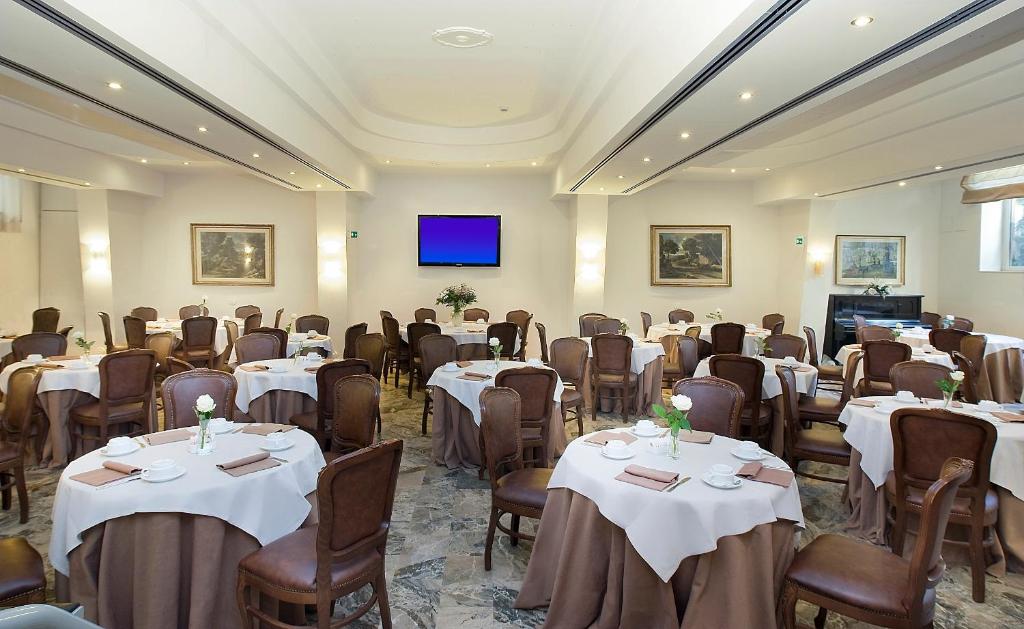 Pinewood Hotel Rome - Resim 30