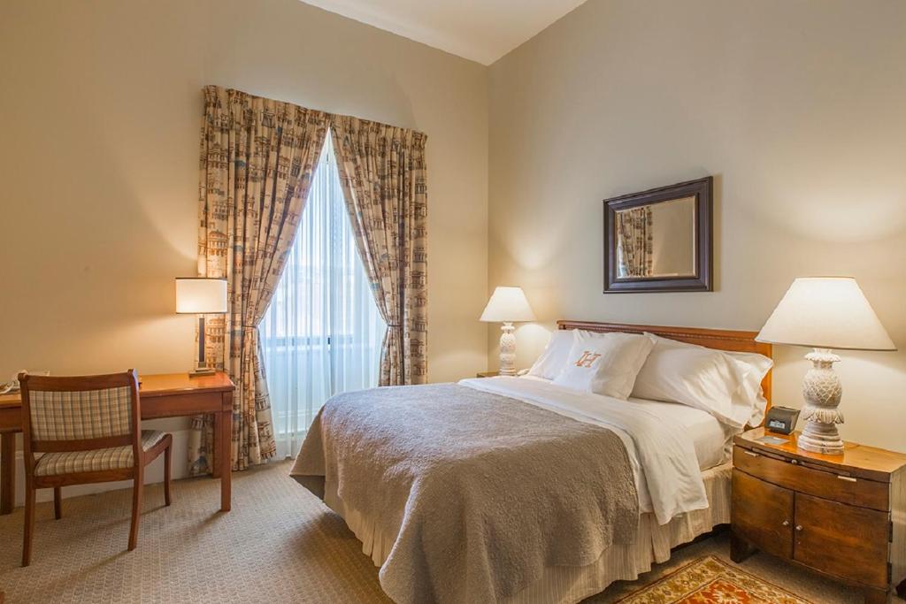 Postel nebo postele na pokoji v ubytování LHotel