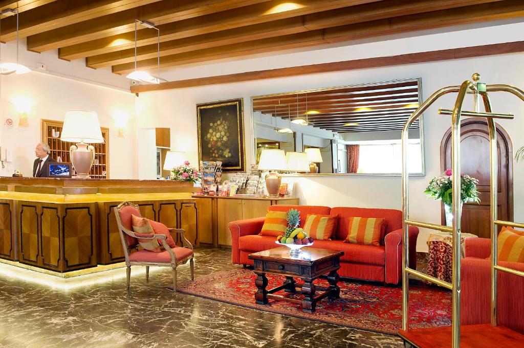 Pinewood Hotel Rome - Resim 31