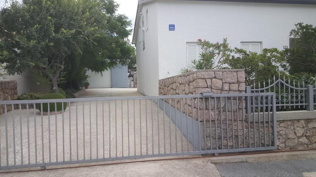 Fotografia z galérie ubytovania Apartman Zahira v destinácii Karlobag