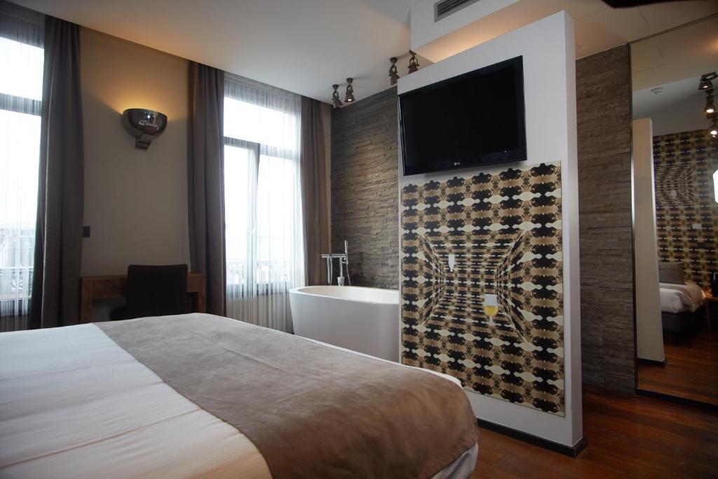 Boutique Hotel Saint-Géry - Resim 16