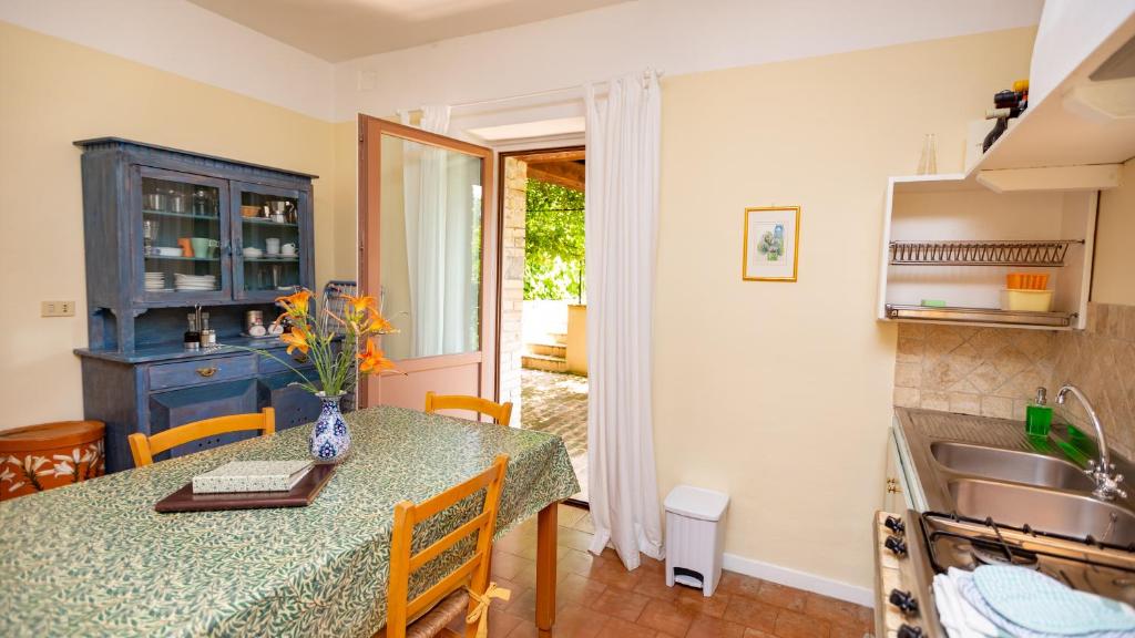 Kuchyň nebo kuchyňský kout v ubytování Casa Rosa
