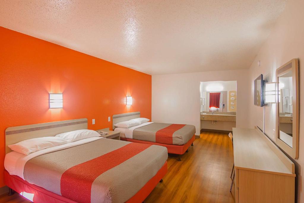 Motel 6-Lawton, OK - Queen Kamer Met 2 Queensize Bedden