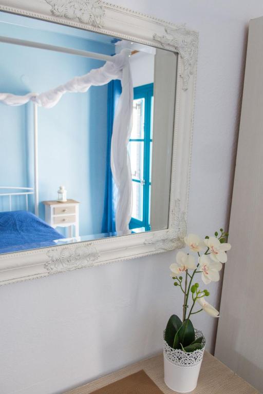 Kamar mandi di Aelia Studios