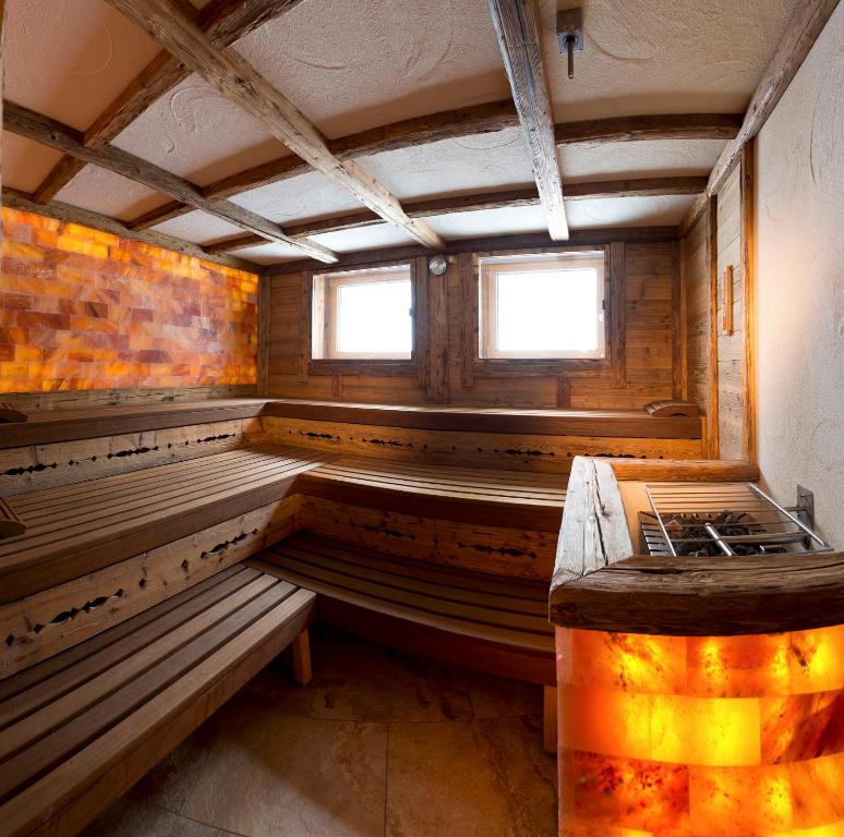 Posteľ alebo postele v izbe v ubytovaní Alpenresort Fluchthorn
