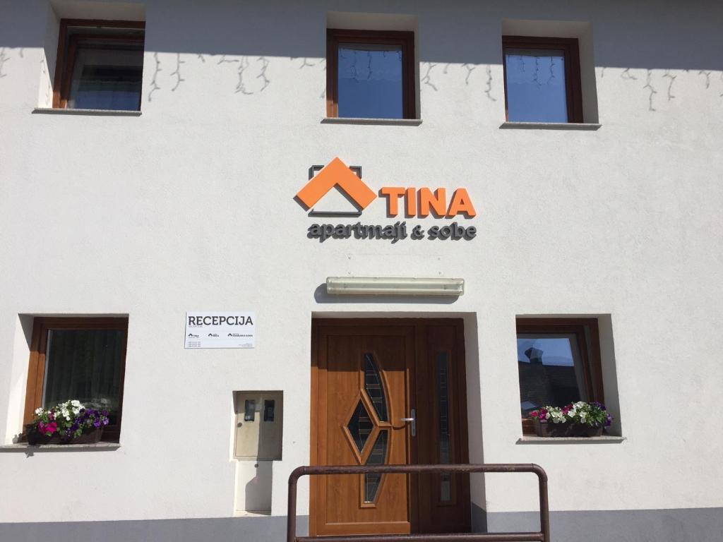Certifikát, hodnocení, plakát nebo jiný dokument vystavený v ubytování Apartmaji in sobe Tina