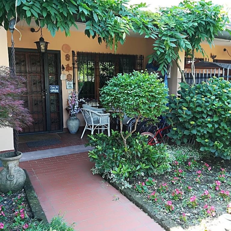 Vonkajšia záhrada v ubytovaní B&B L'Isola di Casa