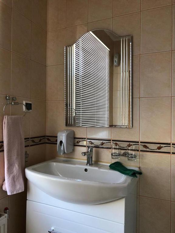Jaunsīļi - Double Room With Private Bathroom