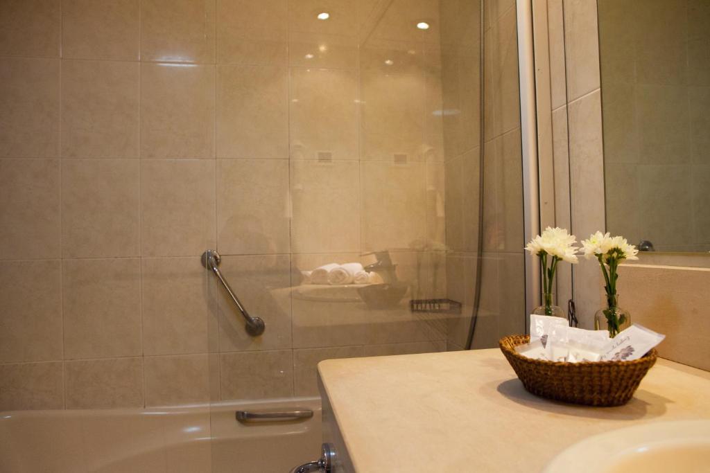 Uma casa de banho em Hotel Lusitano