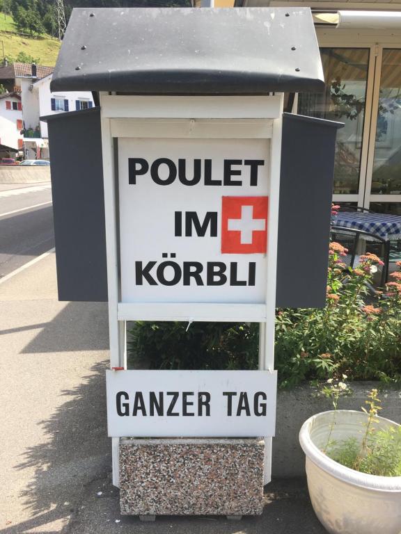 Certifikát, hodnocení, plakát nebo jiný dokument vystavený v ubytování Hotel Sternen