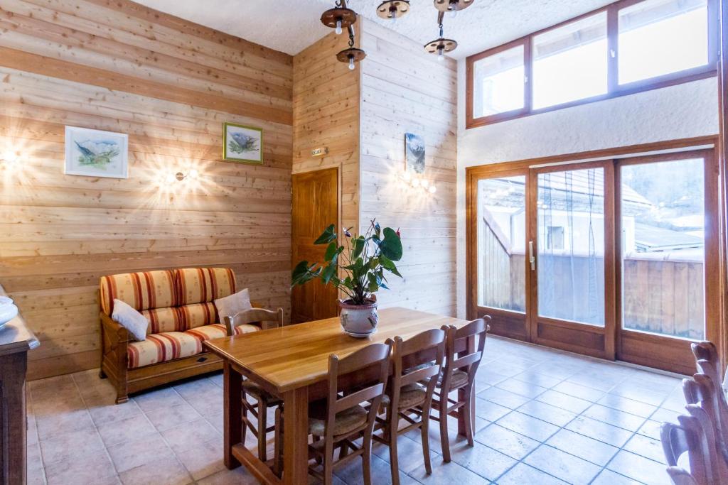Posezení v ubytování Chambres d'hotes Les Clarines