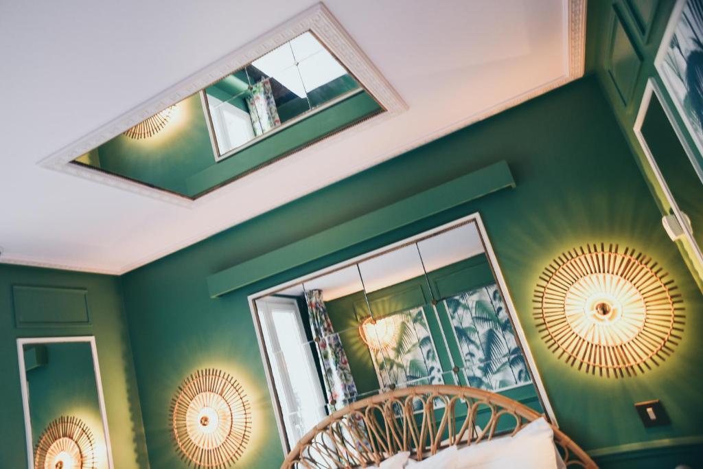 La Mondaine - Resim 20