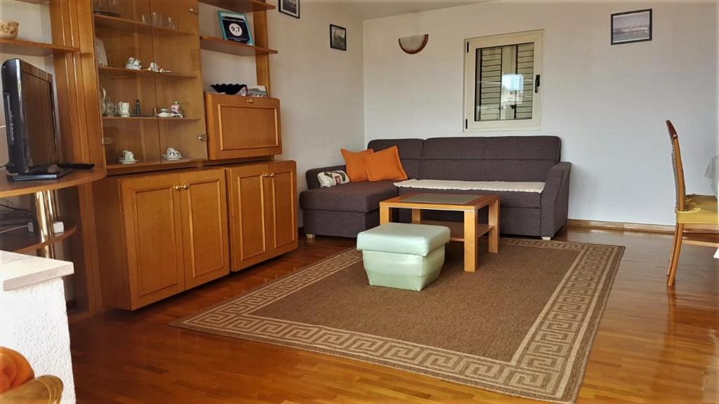 Kuchyň nebo kuchyňský kout v ubytování Holiday Home Granić