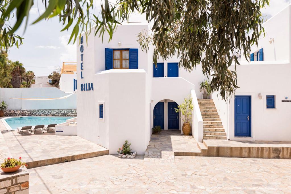 Bazén v ubytování Hotel Bilia nebo v jeho okolí