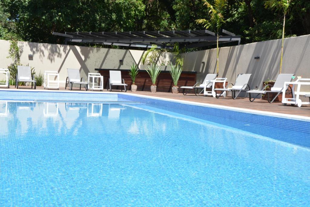 Bazén v ubytování Savoy Hotel Encarnación nebo v jeho okolí