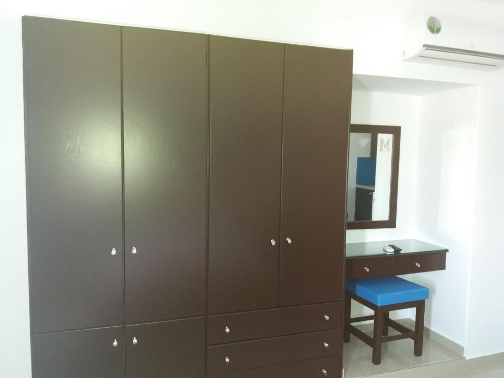 Manos Apartments - 11