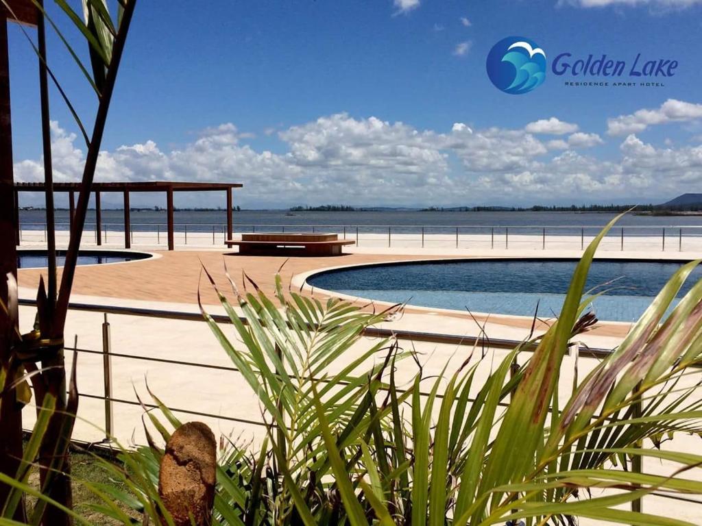  Golden Lake Arraial do Cabo
