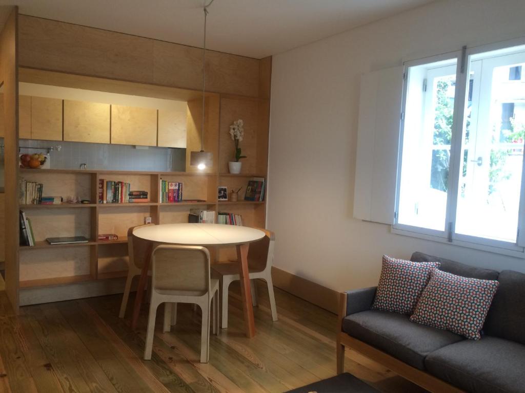 SOBRE RIBAS 2|12 - 6