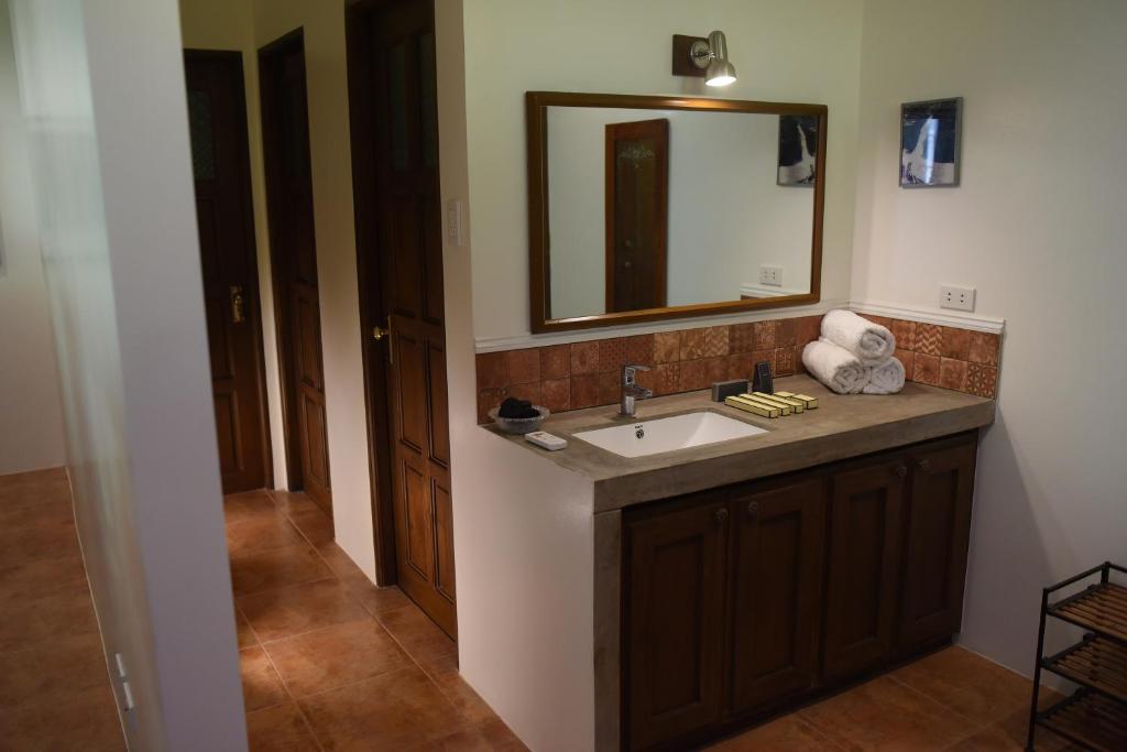 Casa Marina Bed and Breakfast - 