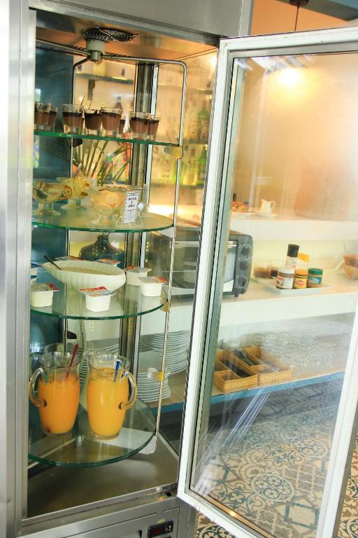 Kuchyň nebo kuchyňský kout v ubytování Maison Vy Hotel Hội An