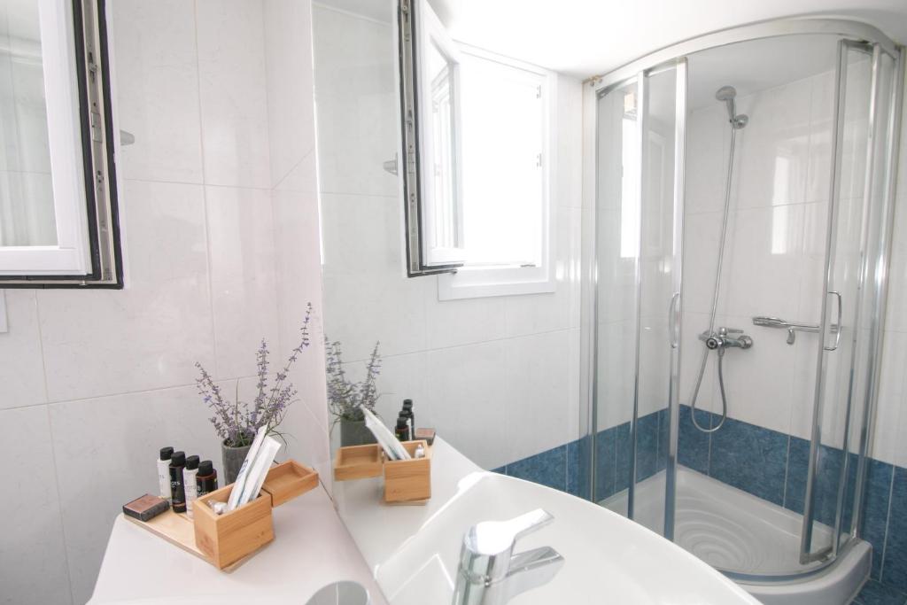 Apanomeria Boutique Residence - 19