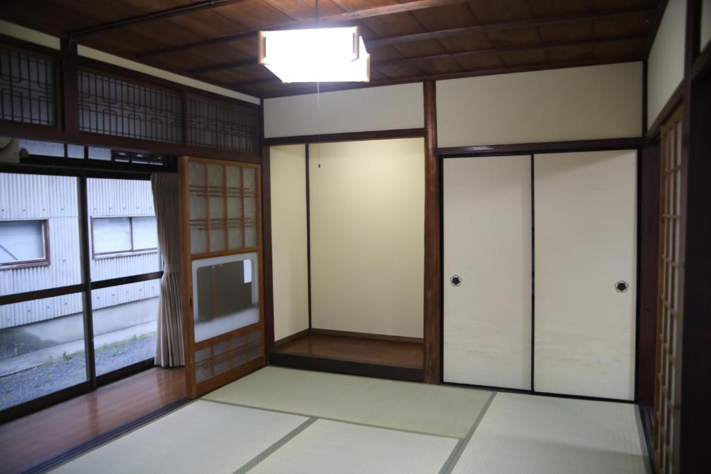 Fotografie z fotogalerie ubytování Guesthouse Omihachiman v destinaci Omihačiman
