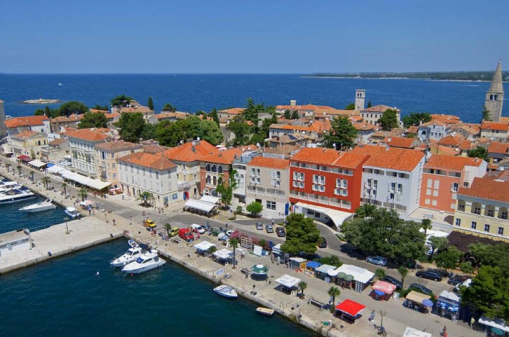 Widok na morze z tego pensjonatu