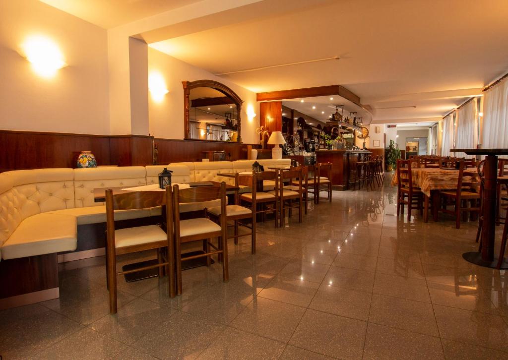 Posezení v ubytování Hotel San Zeno
