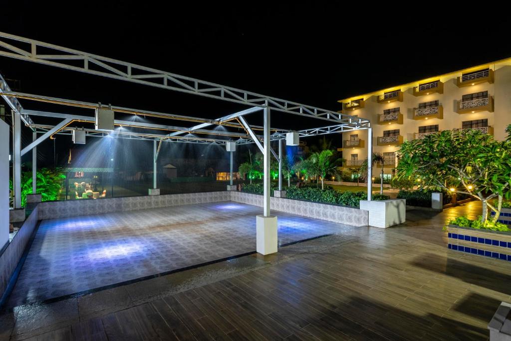 Bazén v ubytování Viceroy Beach And Spa Resort nebo v jeho okolí