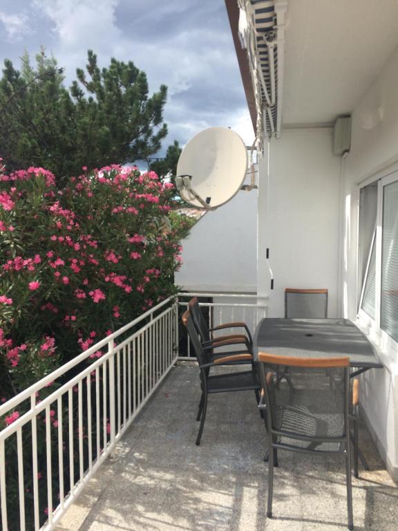 Balkón nebo terasa v ubytování Apartmani Focic