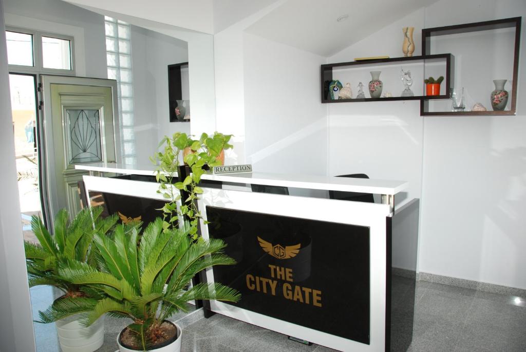 The City Gate Hotel - Image 8