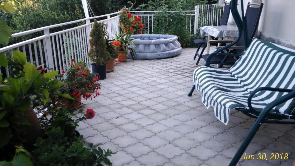 Balkón nebo terasa v ubytování Abramichi Guest House