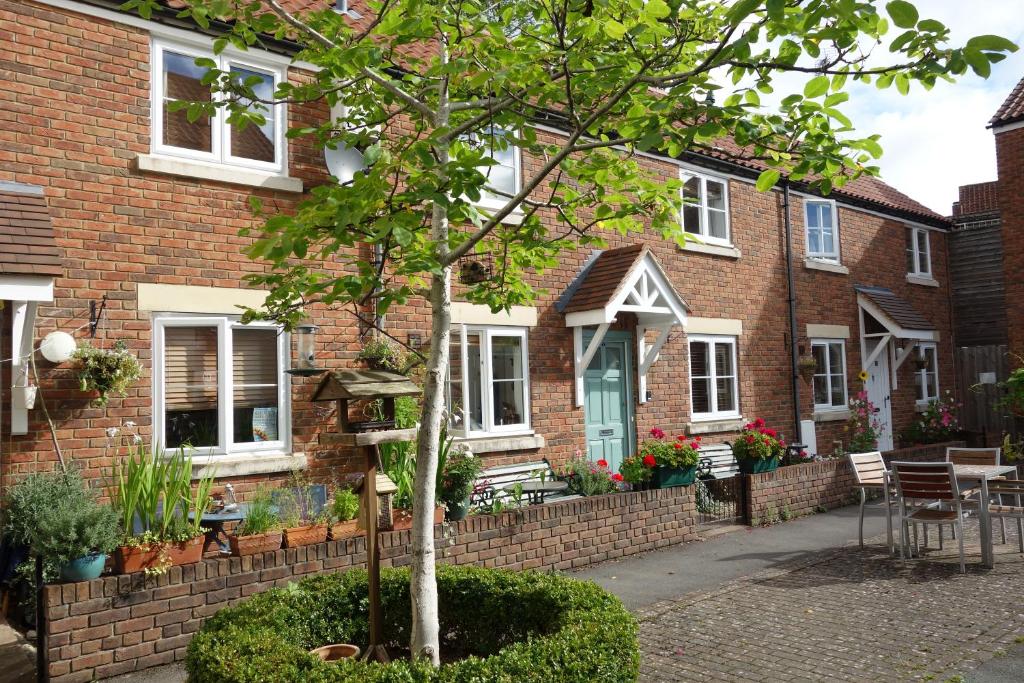 4 Woodward Mews, Glastonbury Town Centre