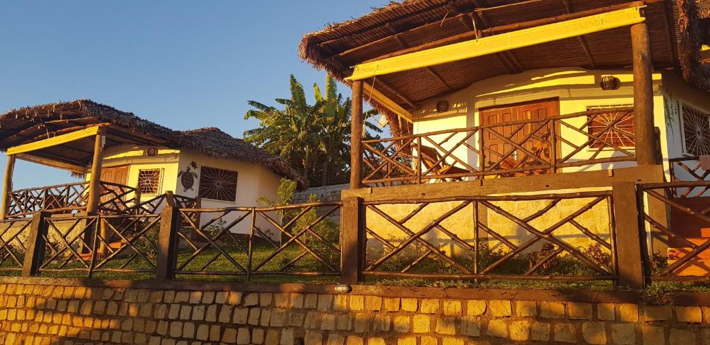 villa nosy détente - Bungalow With Sea View