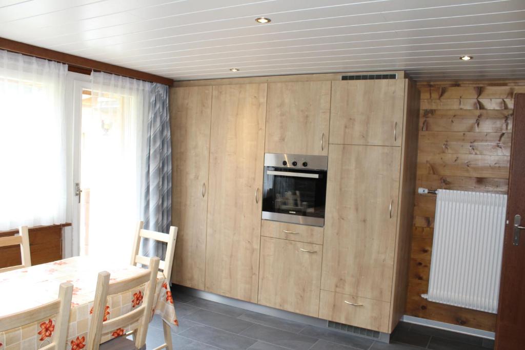 Kuchyň nebo kuchyňský kout v ubytování Haus Weideli, Dammstrasse 7
