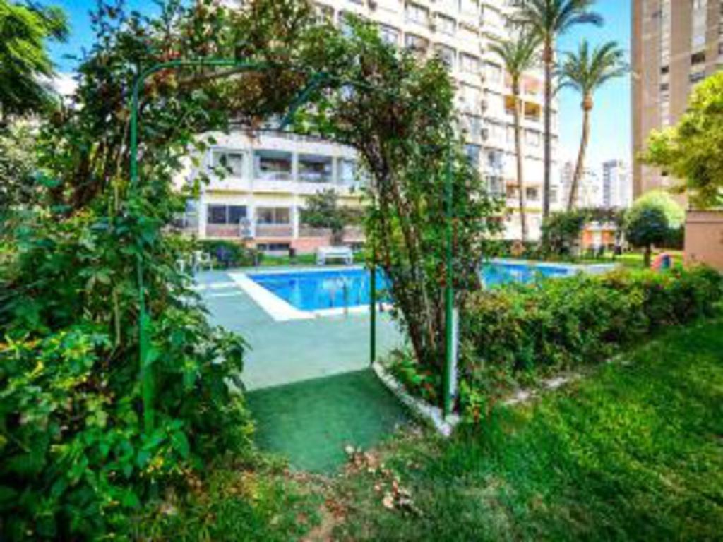 NEXT TO THE ENGLISH AREA-3 room-BENIDORM-Apt Alhambra AIRE ...