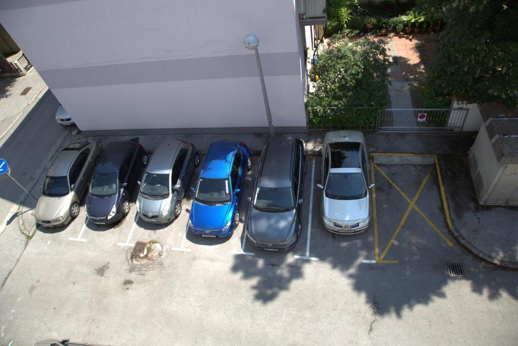 Zdjęcie z galerii obiektu Studio apartman Tirkiz w Zagrzebiu