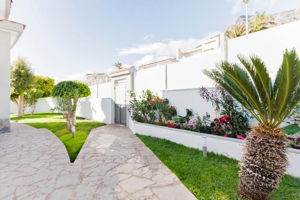 Vonkajšia záhrada v ubytovaní Villa Sara in Costa Adeje - Sara Vacation