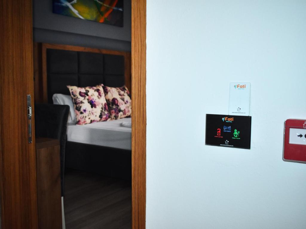 Postel nebo postele na pokoji v ubytování Apartments Fati