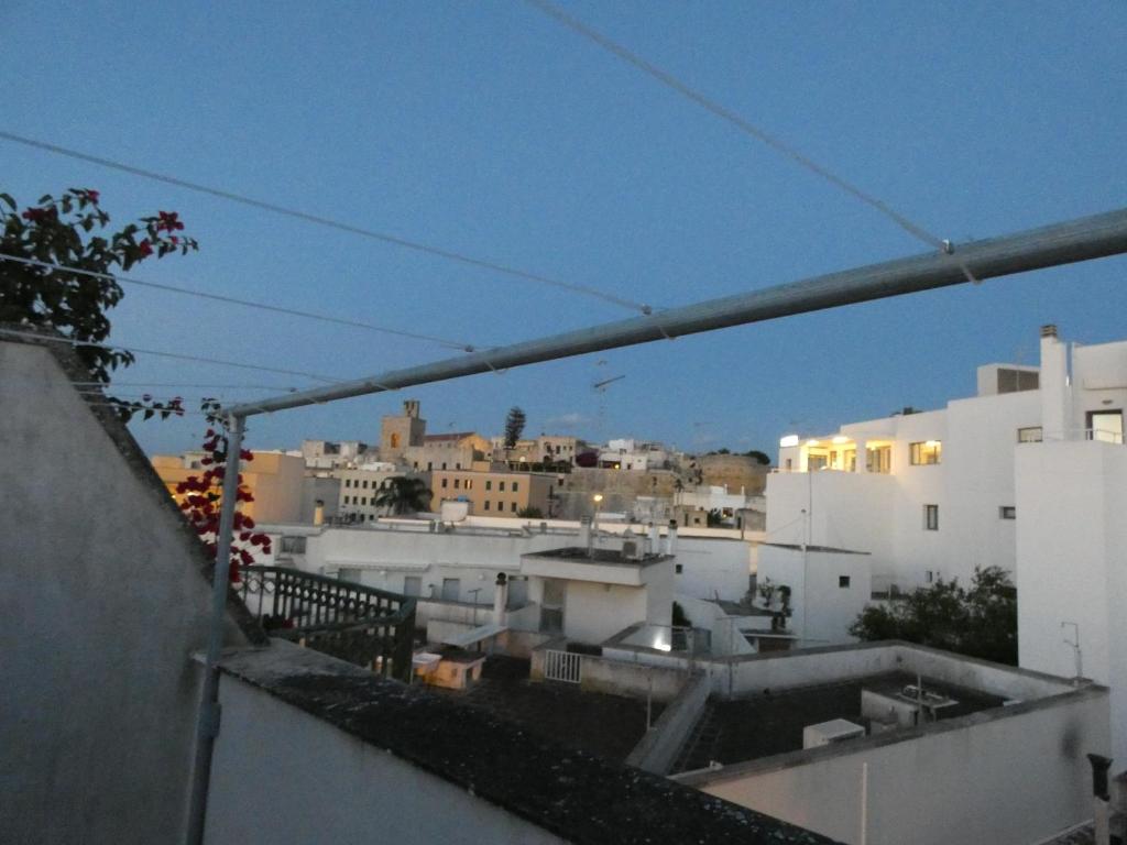 Widok na miasto Otranto z tego apartamentu