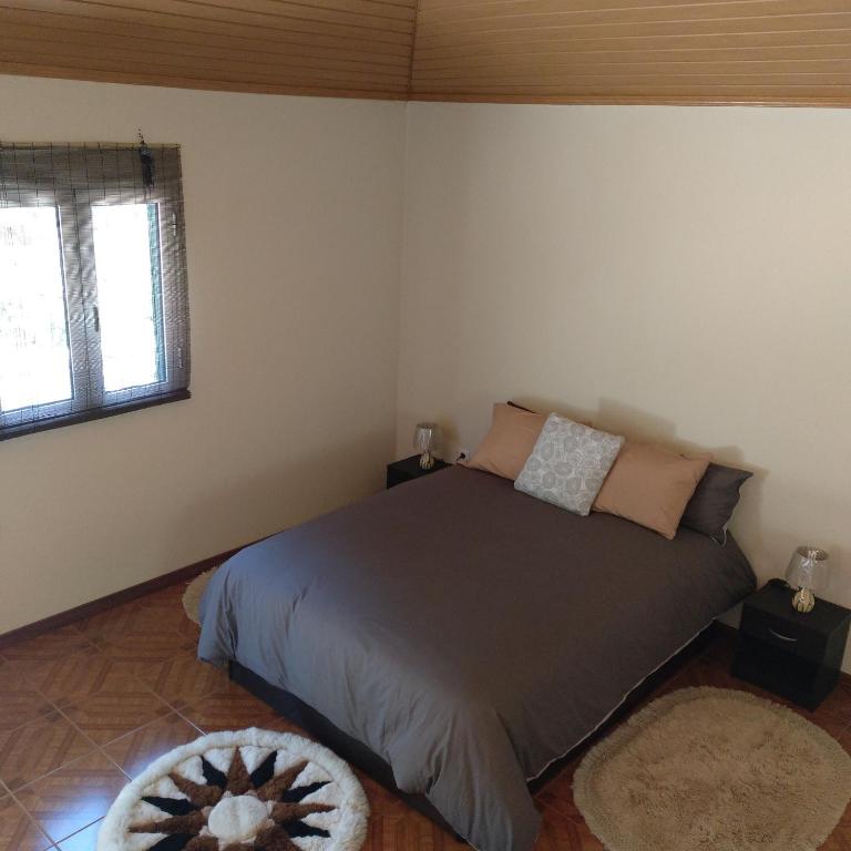 Postel nebo postele na pokoji v ubytování Danny's Rural Suite