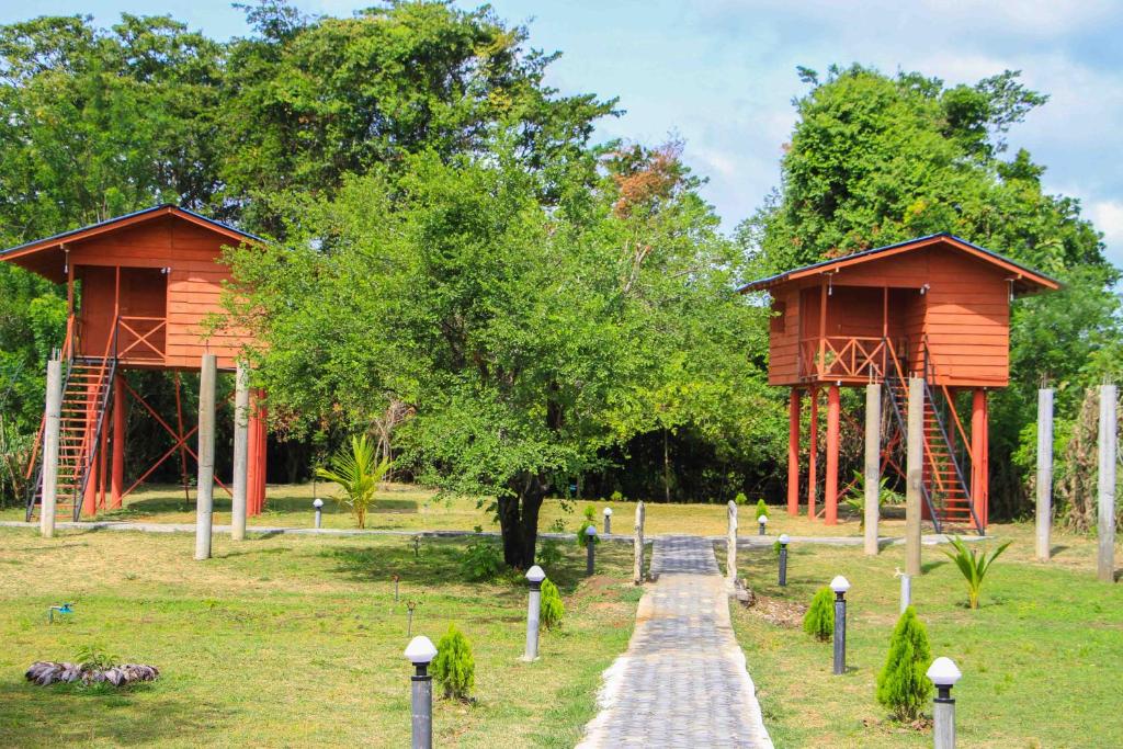 Zahrada ubytování Sigiri Royal Point Tree House
