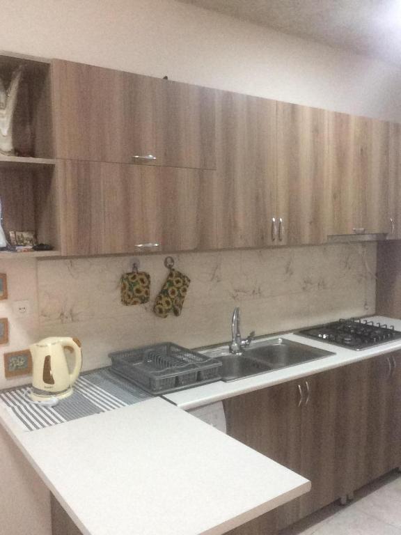 Kuchyň nebo kuchyňský kout v ubytování Room 4 U