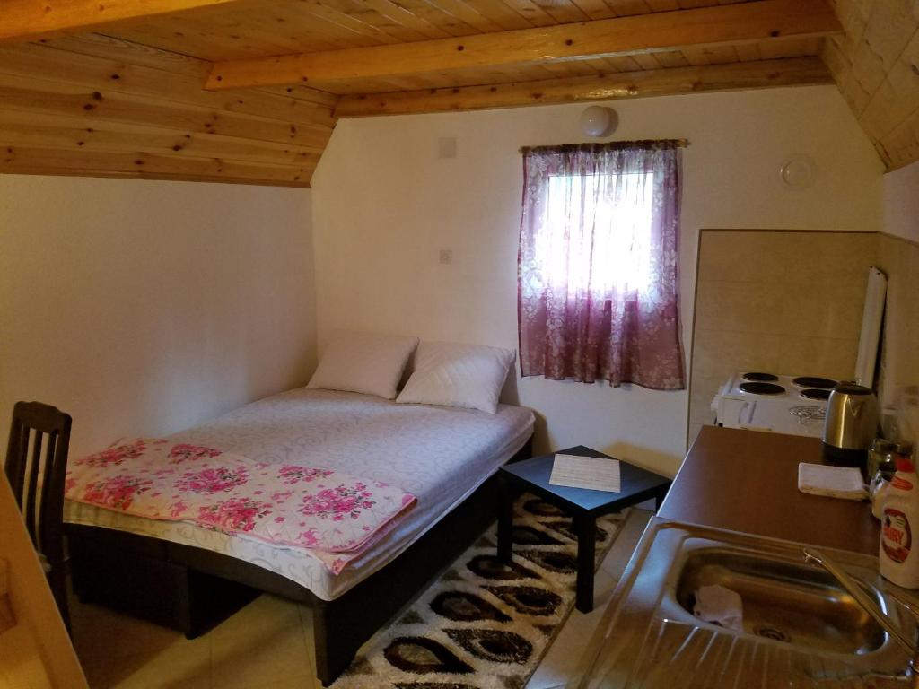 Postel nebo postele na pokoji v ubytování Vikendica FILIP L