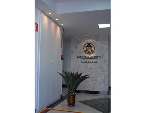  Catu Palace Hotel