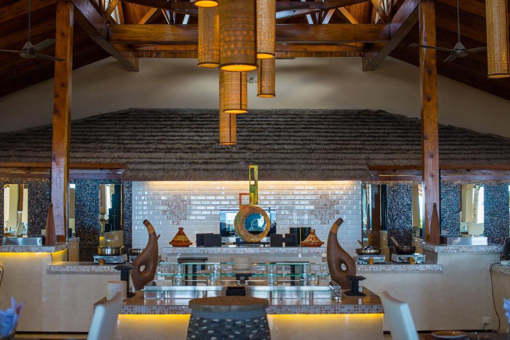 Tetamu yang menginap di Coco de Mer Hotel and Black Parrot Suites