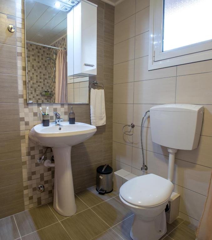 Nepheli Apartments and Studios - 18